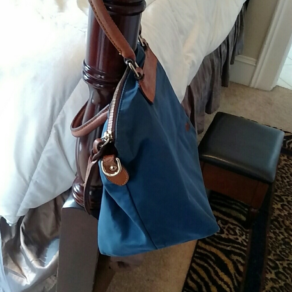 Classic Dooney & Bourke Navy Blue Purse